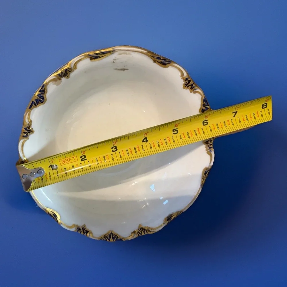 Vtg Crescent China England A661 Bowl Black‎ and gold gilt scalloped Rim 6.5